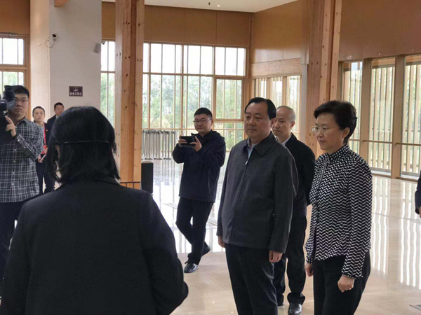 1572753911.jpg 2.jpg