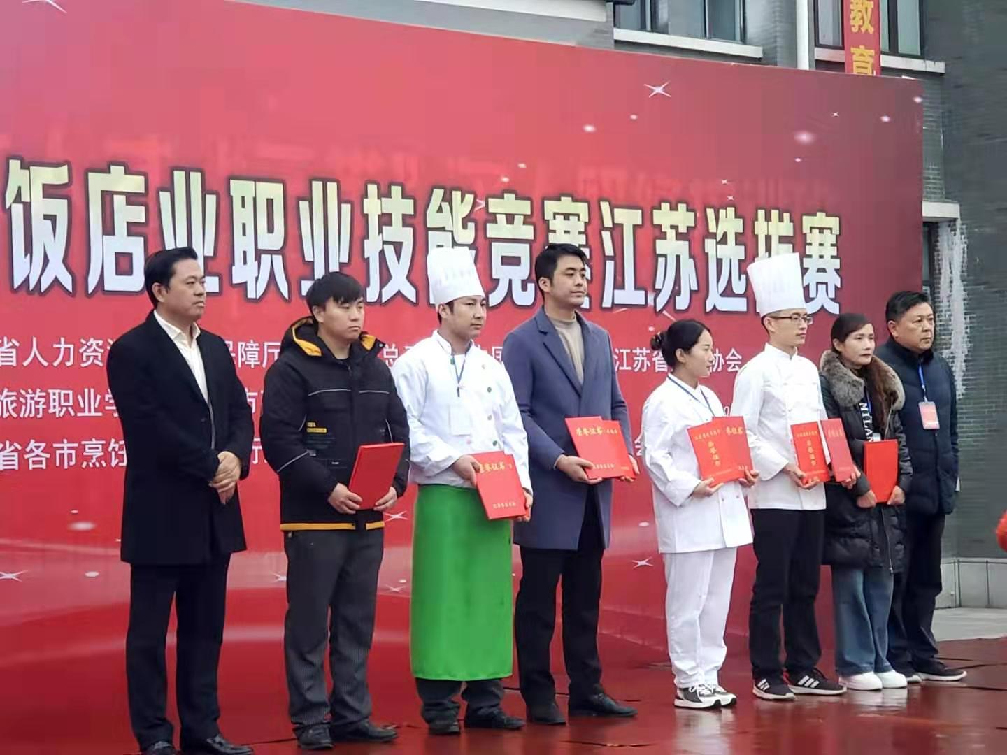 1607075893863527.jpg bb1128ece2fa76675d542c367046751.jpg