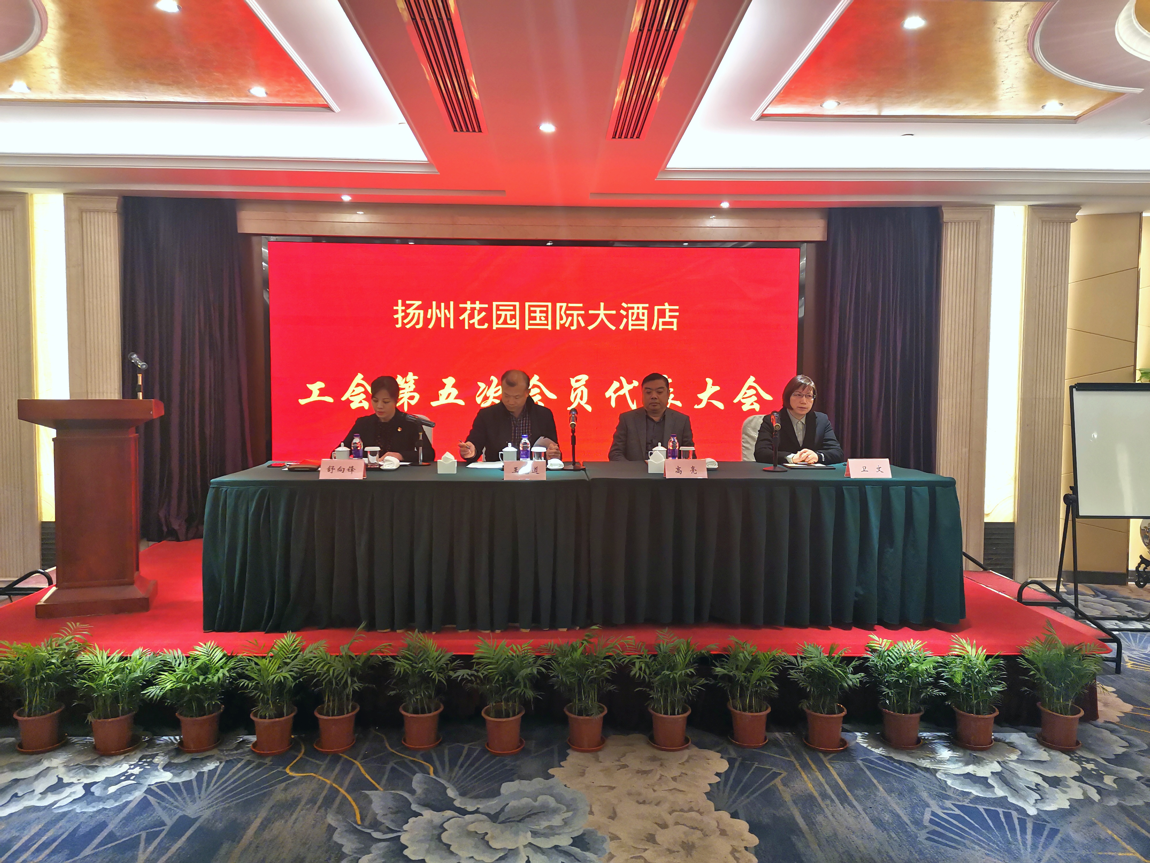 1615371956599789.jpg f6d40f4d25f64d3b0804614ec758104.jpg