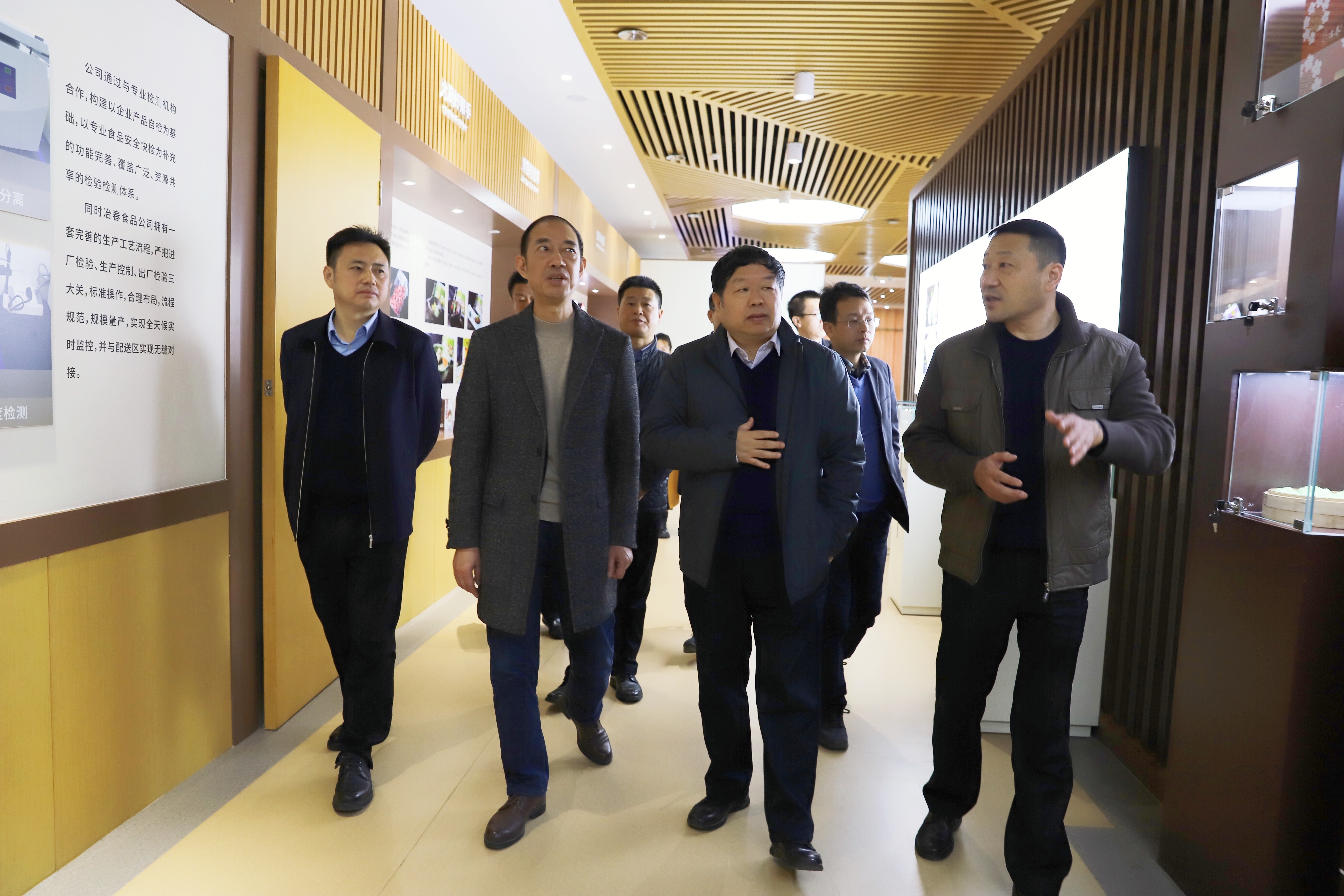 1637545472600424.jpg 3b5be536c4075e0a25aecb4f7e30320.jpg