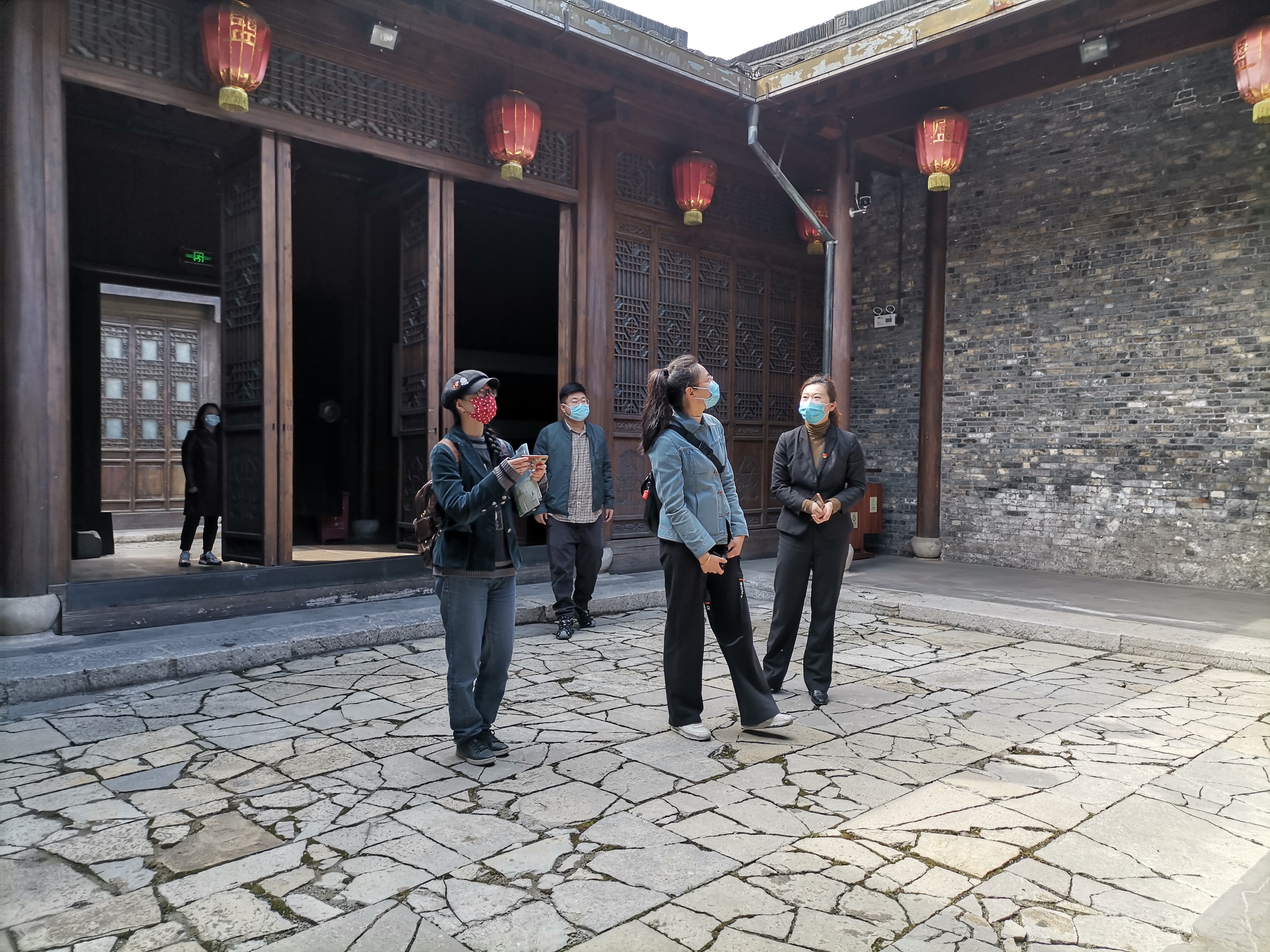 1646992426963803.jpg 1.jpg