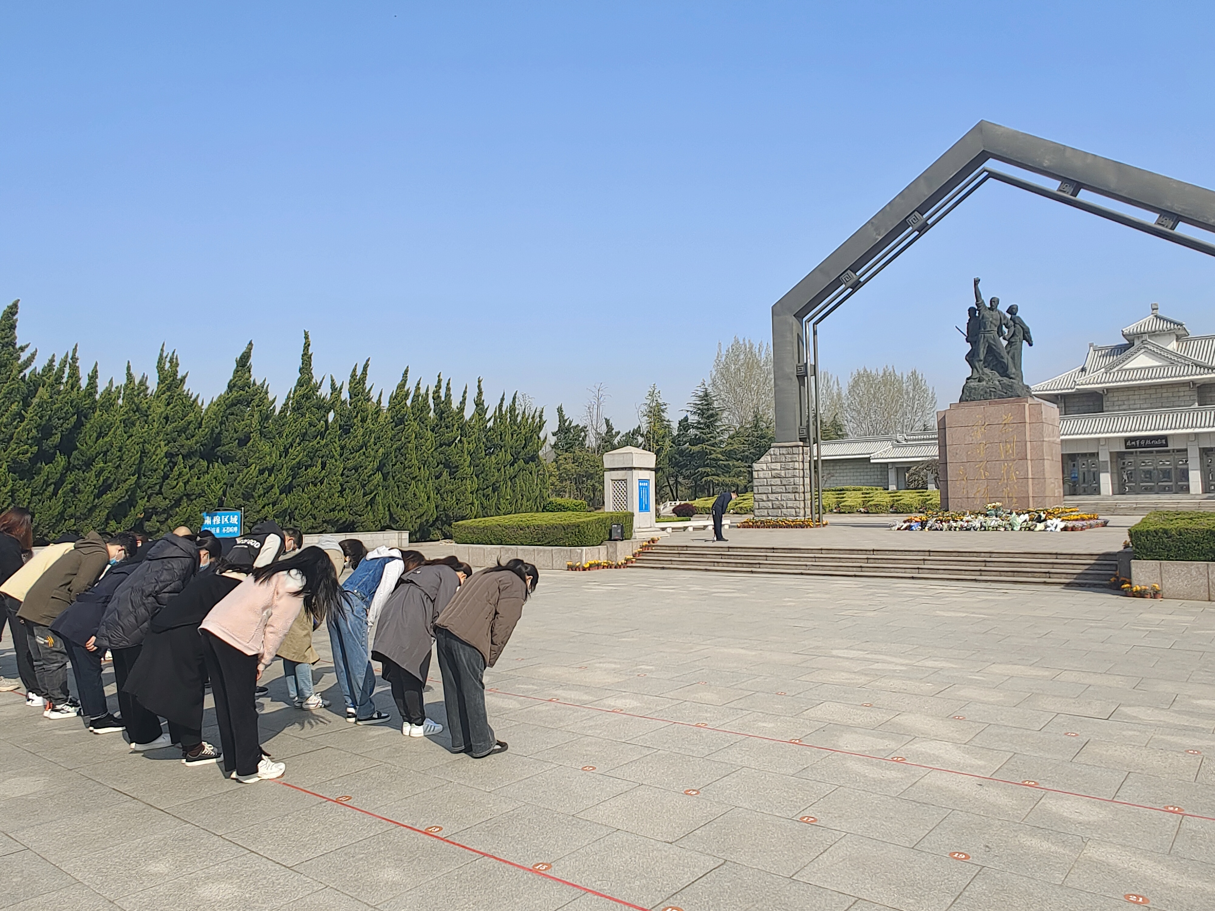 1649410918647142.jpg a923afed85babe258b92214f5b528f8.jpg