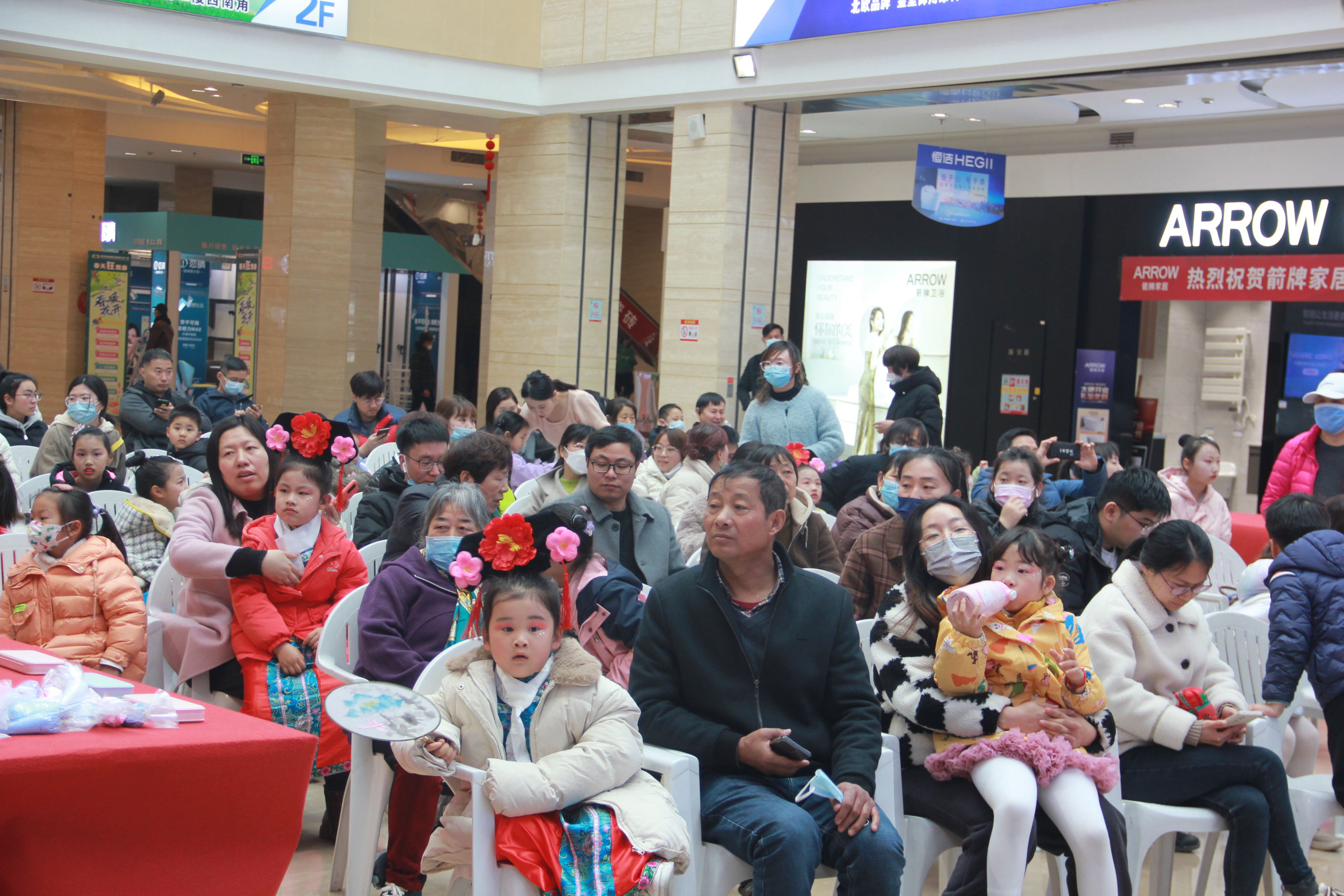 揚(yáng)州商城成功承辦“‘城’心‘誠(chéng)’意 共話美好生活 ”主題親子活動(dòng)(6).jpg