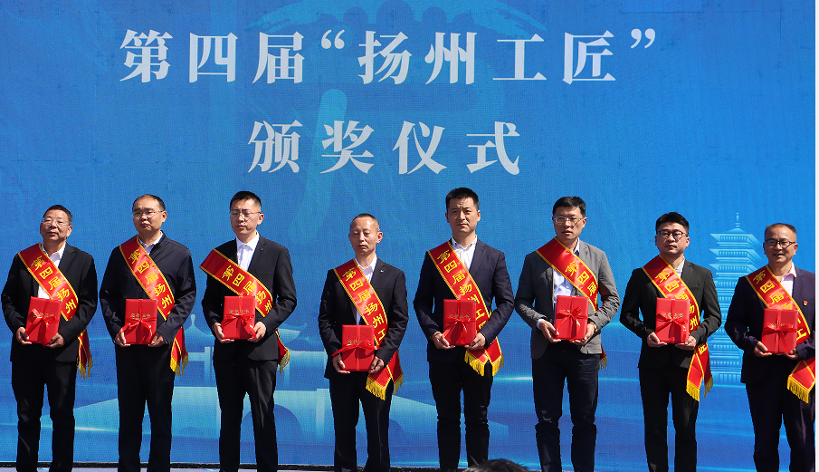 1683631943478257.jpg 1683631940077.jpg