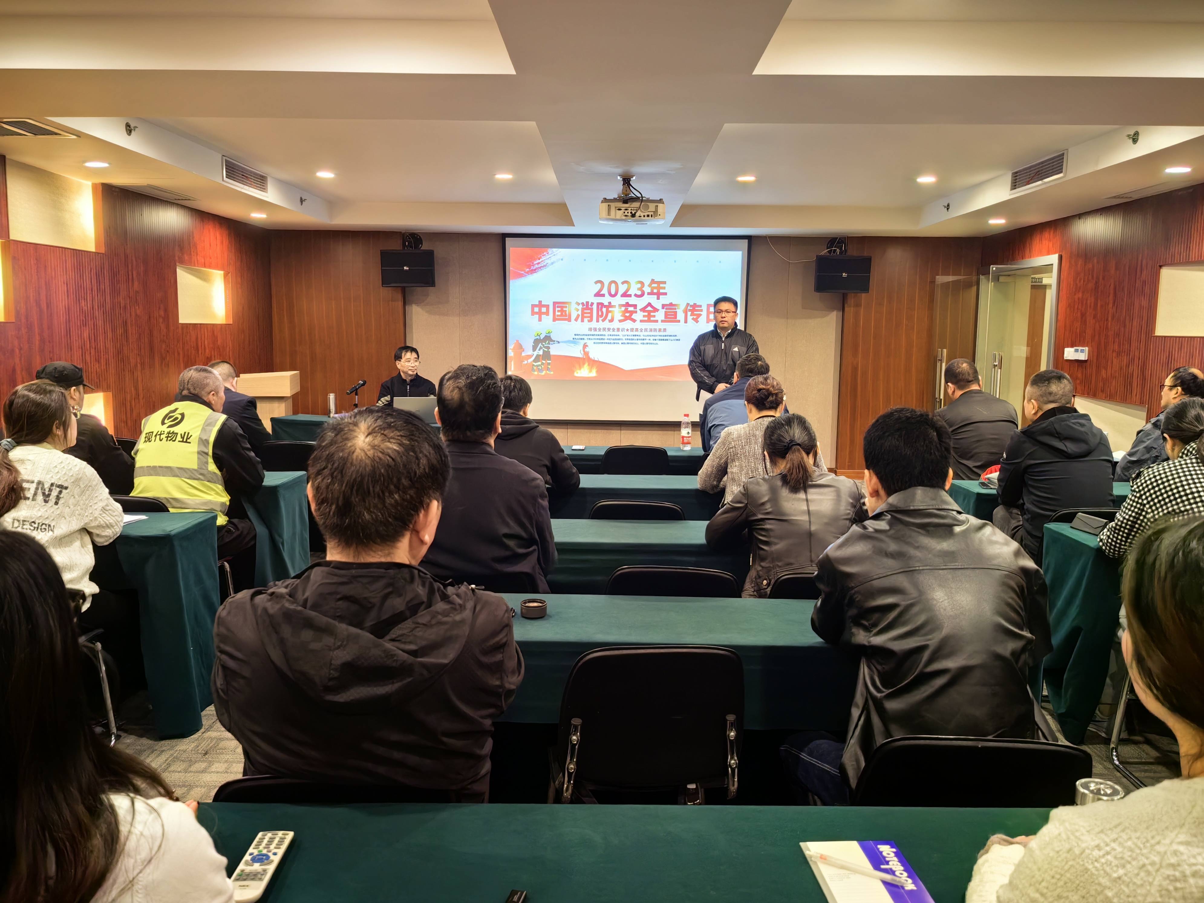 1699523447177489.jpg 32de6554152b3a3fbd575a4d381f3a0(1).jpg