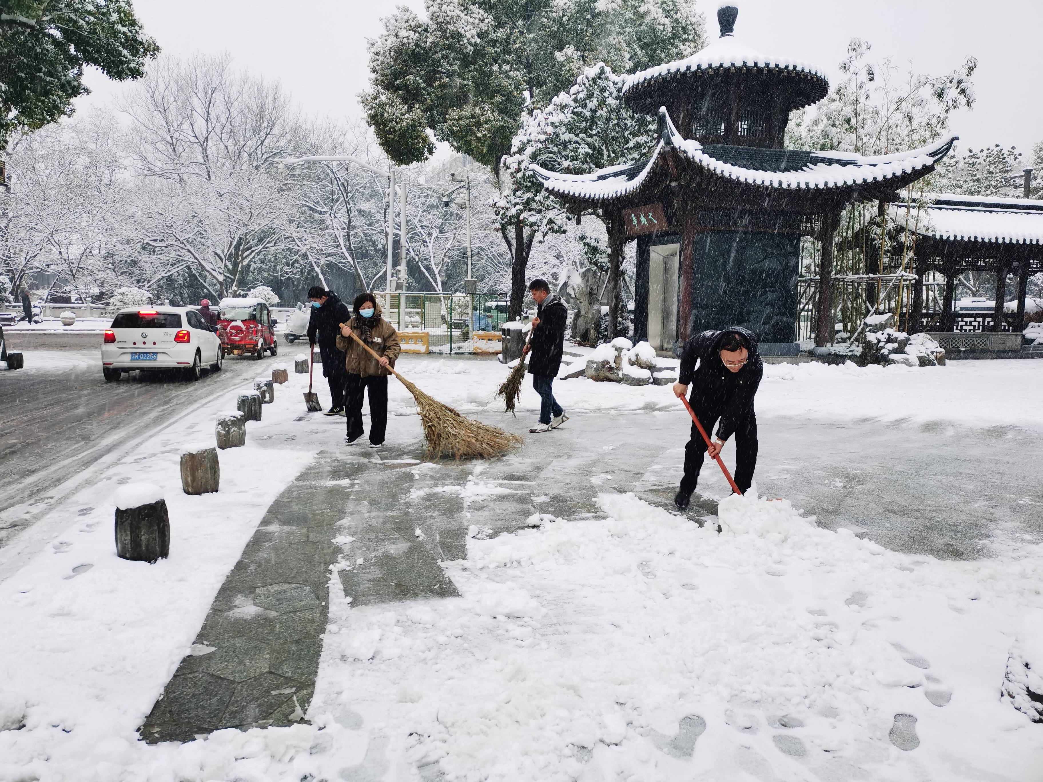 1703042105996654.jpg bba83010c2c885c2cfe003f3e41bd3d(1).jpg