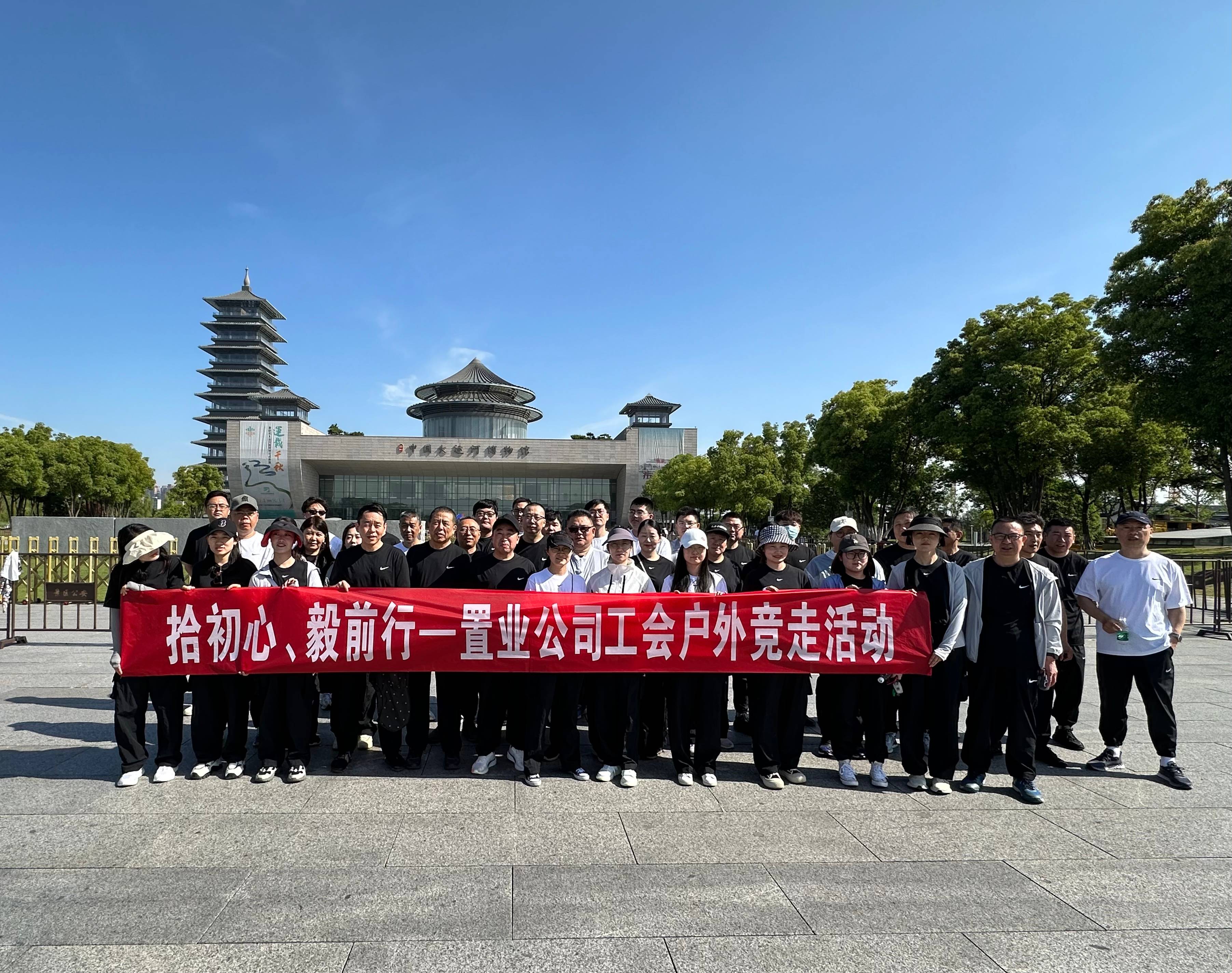 1716363195345282.jpg c6583feaee60ceda77fb6c4f13c9776(1).jpg