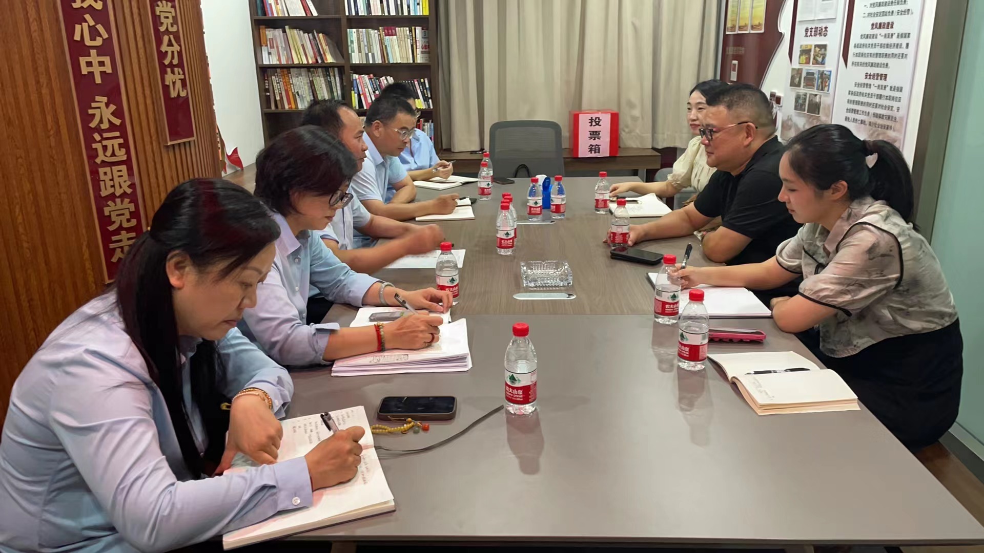 1722912626903318.jpg 0345ff1214460c6dedda0727b14ada2.jpg