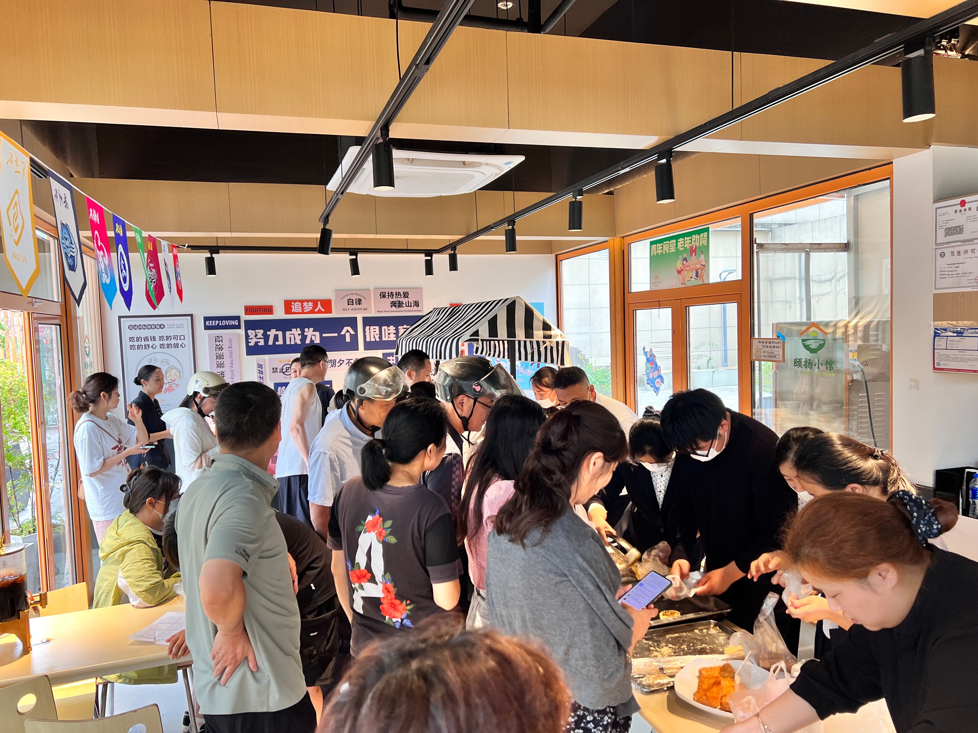 1753178423337533.jpg 6.jpg